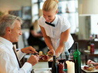 Kelner lub Kelnerka – praca Niemcy w Kremmen