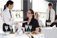 Oferta pracy w Niemczech dla kelnera lub kelnerki, Kroeslin